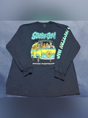 Scooby-Doo Men’s Black Long-Sleeve Graphic Tee with Van Artwork XXL
